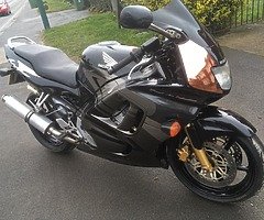 1997 Honda CBR - Image 4/10