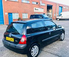 Renault Clio 1.2 petrol - Long MOT