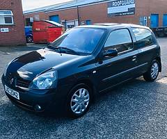 Renault Clio 1.2 petrol - Long MOT