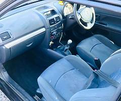 Renault Clio 1.2 petrol - Long MOT - Image 4/5