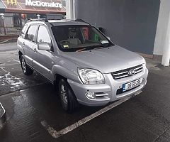 06 Kia sportage Automatic 2.0 desiel nct 9/19 low kms 4 WD