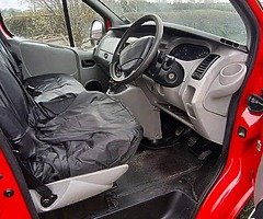 Renault traffic van - Image 3/7