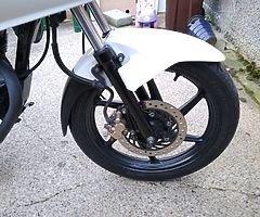 honda 125 m-d September 2013 very low milage 3500 mot to 29 may very clean great going bike