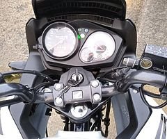 honda 125 m-d September 2013 very low milage 3500 mot to 29 may very clean great going bike - Image 3/5