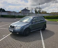 04 Skoda Fabia 1.2 - Image 3/5