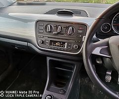 142 Seat MII Sport 1.0 p, LOW MILES with 2y NCT - Image 3/10
