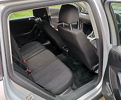 2010 VW Passat Estate ONLY €200tax + 2 year NCT - Image 3/9