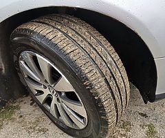 2010 VW Passat Estate ONLY €200tax + 2 year NCT - Image 7/9