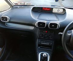 2010 Citoren C3 Picasso 1.6diesel €200tax 2y NCT