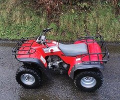Trx300 Honda bigred - Image 5/6