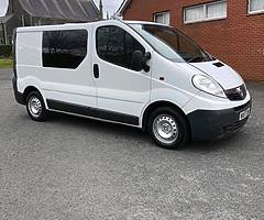 2008 Vivaro 2.0 Psv Oct 3 Seats Good driver Engine & Box no crunches bodywork not bad for year 4