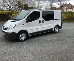 2008 Vivaro 2.0 Psv Oct 3 Seats Good driver Engine & Box no crunches bodywork not bad for year 4