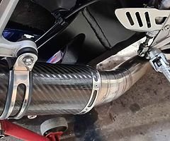 Scorpion exhaust removed of a k8 gsxr 1000. Very good condition.