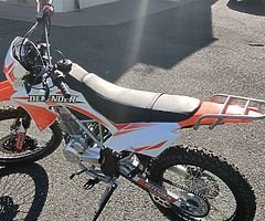 2019 Defender 250x Enduro - Image 6/8