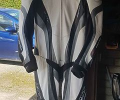 Good condition size 48