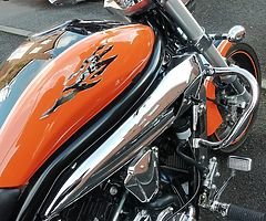 2012 Hyosung GV650. Limited edition, Full history, GENUINE 1400 miles, all MOTS to prove mileage. Lo - Image 6/9