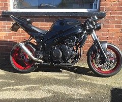 Selling a 2004 triumph Streetfighter with an R1 tail. - Image 7/9