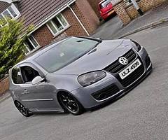 Preferably grey like photo but will consider other colours of price is right