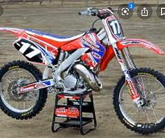 Mate of mine looking for a 125 2 stroke pm what you have no scrap