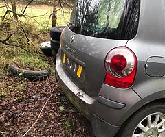 2007 Renault modus for breaking 1.5 diesel 84bhp body work and interior is in good condition engine 