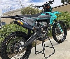 Looking for a crf250,sxf250/350 what’s out there?closer to Donegal the better!
