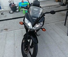 Honda cbr 125 in perfect condition taxed for a year good brake good tyres all works as it should rac - Image 4/5