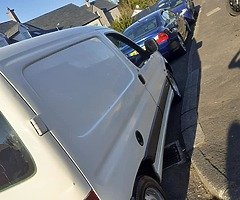 Straight d berlingo van for sale van runs and drives 100% no issues what so ever, few dents here and