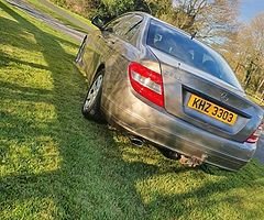 2008 c220 Mercedes - Image 5/7