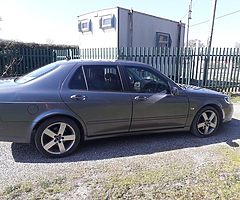 195bhp, 2.0liter turbo vector sport biopower ,,,, 2008 bargain car,, just took in trade bargain,, - Image 5/10