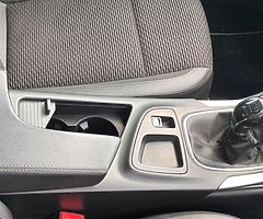 Vauxhall insignia diesel 6speed - Image 9/10
