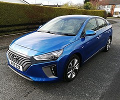 2017 Hyundai Ioniq Premium Se Hybrid Top Spec !!
