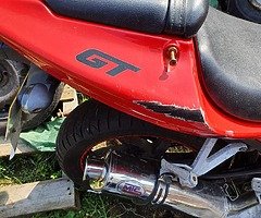 125 gt hyosung 2010 non runner does turnover the carburettors just need cleaned out as you see in th - Image 7/7