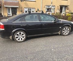 Good going car few age related marks - Image 4/5