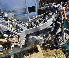Suzuki 400 gk73a parts are full motorbike send me a message of any interest - Image 10/10