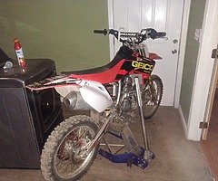 Looking for a good 4stroke cfr 150 crf250 450. what’s out there something weds work I’ll buy it Derr