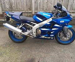 Selling a low miles zx6r. with 12 months MOT