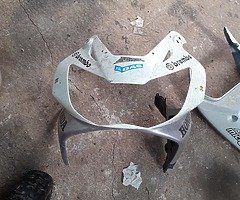 929 bits here. Tank, down pipes, airbox, fairings , all perfect just need cleaned pm me - Image 4/9
