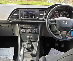 2014 SEAT LEON 1.6 TDI - Image 6/8