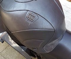 A bagster tank bag and cover for honda blackbird in great condition all straps and zips intact an ex - Image 3/3