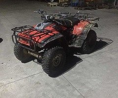 Quad starts first turn