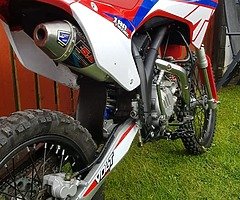 Only few months old...still under warranty....cost €1650 new....spotless bike..big wheels..19 front 