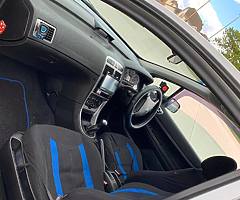 Selling for £450 or nearest offer, 170k+ miles, Car MOT’D until January 2021, lot of work done on ca