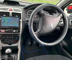 Selling for £450 or nearest offer, 170k+ miles, Car MOT’D until January 2021, lot of work done on ca - Image 6/6