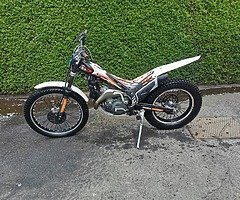 Beta evo 300 trials full rebuild head barrel piston an rod done also wheel bearings an forks seals