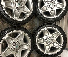 Wanted Mondials or Alphards