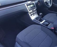 142 Volkswagen passat 1.6 tdi immaculate - Image 6/8