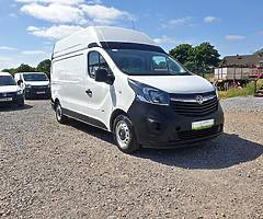 2016 VAUXHALL VIVARO BI TURBO