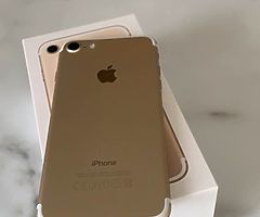 Apple I phone 7,   32 g  gold