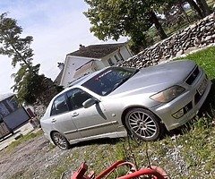 Lexus is200 se
