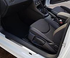 Seat Leon FR 184bhp Titanium 2017 - Image 10/10